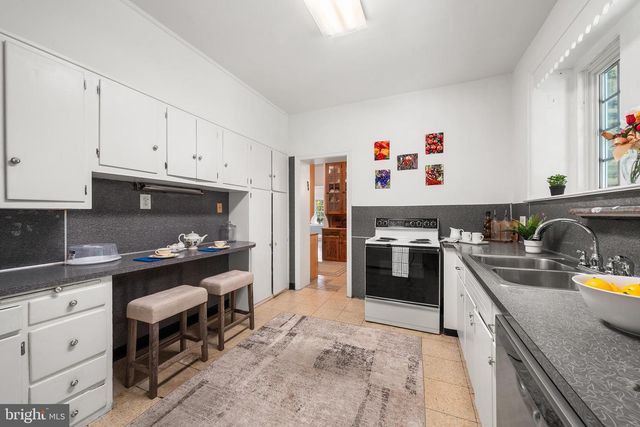 206 N BOWMAN AVE, Merion Station, PA 19066