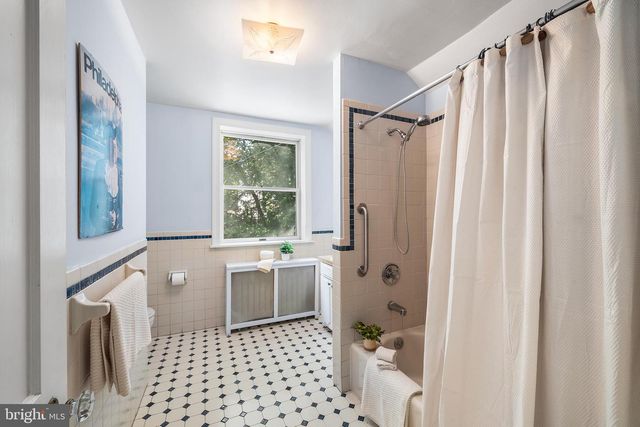 206 N BOWMAN AVE, Merion Station, PA 19066