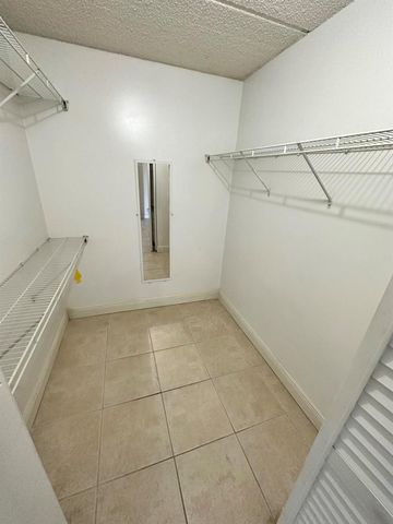 600 Village Green Court 203, Palm Springs, FL 33461