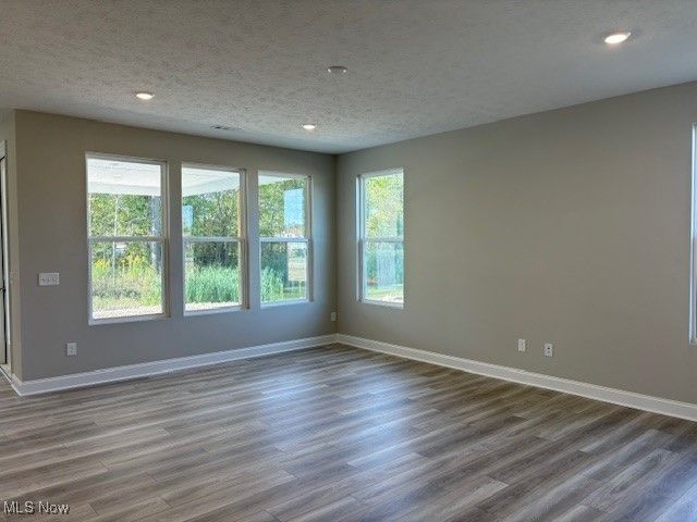 462 Caravel Court, Avon Lake, OH 44012