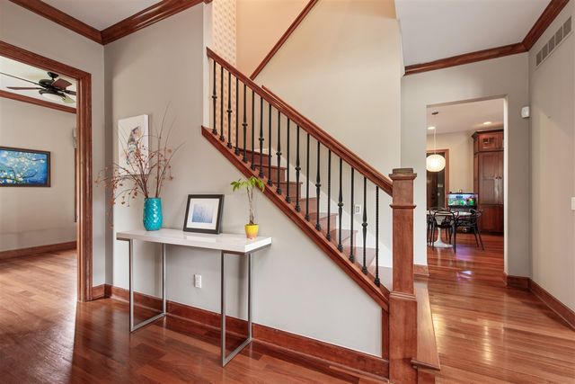 1523 Villa Road, Birmingham, MI 48009