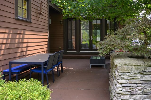1523 Villa Road, Birmingham, MI 48009