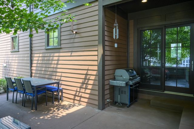 1523 Villa Road, Birmingham, MI 48009