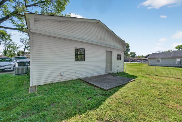 521 Reid Ave, Murfreesboro, TN 37130