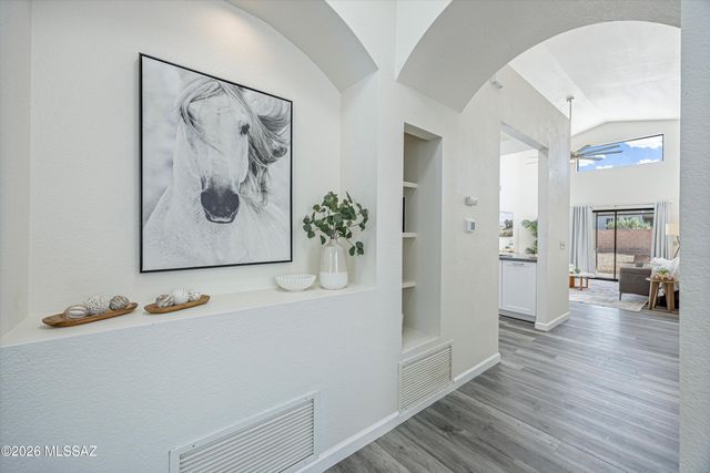 10008 E Vía Del Pasto, Tucson, AZ 85747