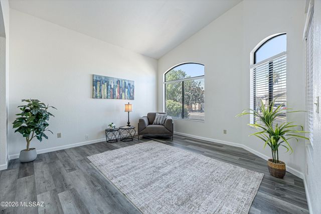 10008 E Vía Del Pasto, Tucson, AZ 85747