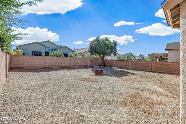 10008 E Vía Del Pasto, Tucson, AZ 85747
