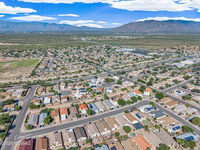 10008 E Vía Del Pasto, Tucson, AZ 85747