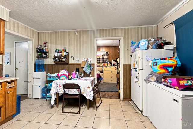 2125 Winona Drive, Middletown, OH 45042