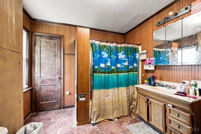 2125 Winona Drive, Middletown, OH 45042