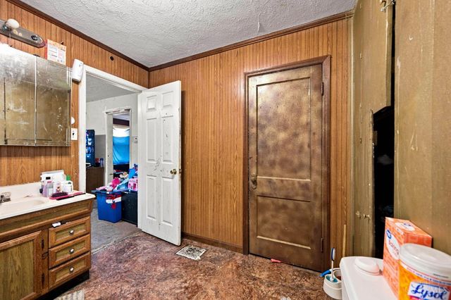 2125 Winona Drive, Middletown, OH 45042
