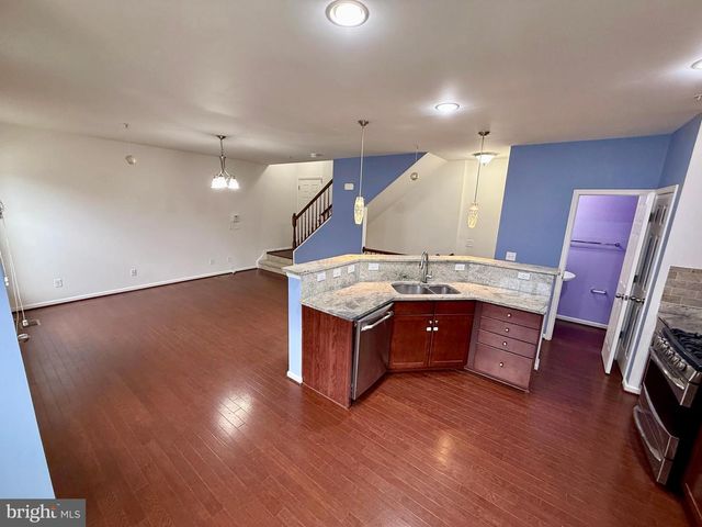 45728 WINDING BRANCH TER, Sterling, VA 20166