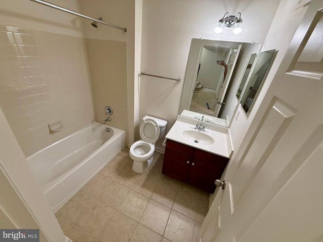 45728 WINDING BRANCH TER, Sterling, VA 20166