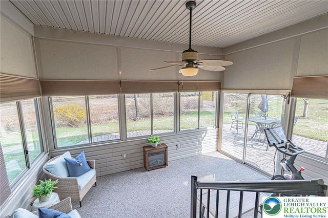 2161 Woodridge Drive, Lower Macungie Twp, PA 18062