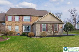 2161 Woodridge Drive, Lower Macungie Twp, PA 18062