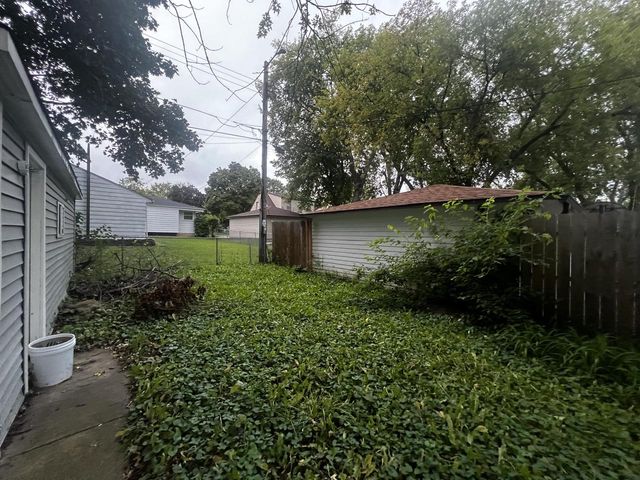 7007 N 41st STREET, Milwaukee, WI 53209
