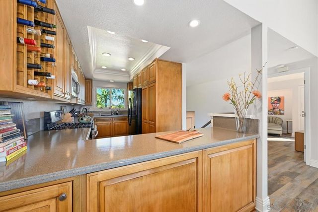 1989 Seawind Way, Oceanside, CA 92054