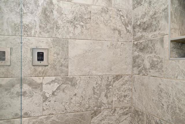 1989 Seawind Way, Oceanside, CA 92054