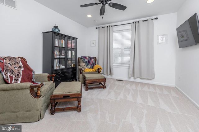 508 DEFRANCESCO CIR, Glassboro, NJ 08028