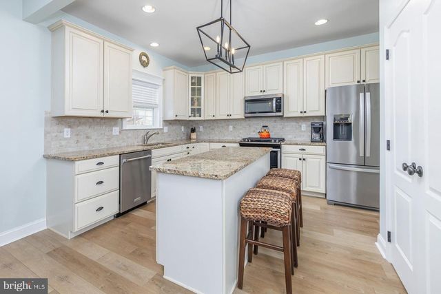 508 DEFRANCESCO CIR, Glassboro, NJ 08028