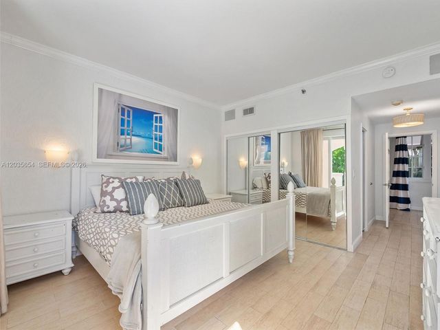 19116 Fisher Island Dr 19116, Miami Beach, FL 33109