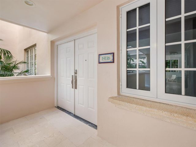 19116 Fisher Island Dr 19116, Miami Beach, FL 33109