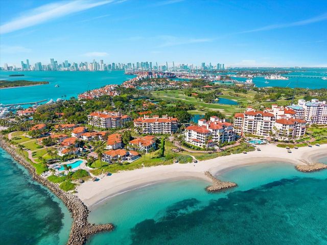 19116 Fisher Island Dr 19116, Miami Beach, FL 33109