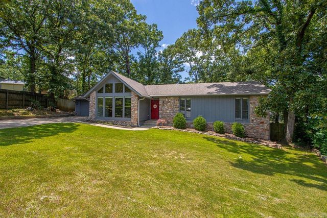 16 Marble Ct, Little Rock, AR 72212