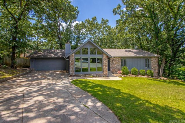 16 Marble Ct, Little Rock, AR 72212