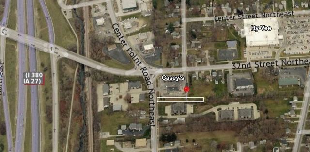 3050 Center Point Rd NE, Cedar Rapids, IA 52402