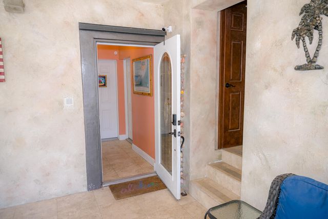 464 Lime Drive, Key Largo, FL 33037