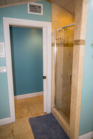 464 Lime Drive, Key Largo, FL 33037