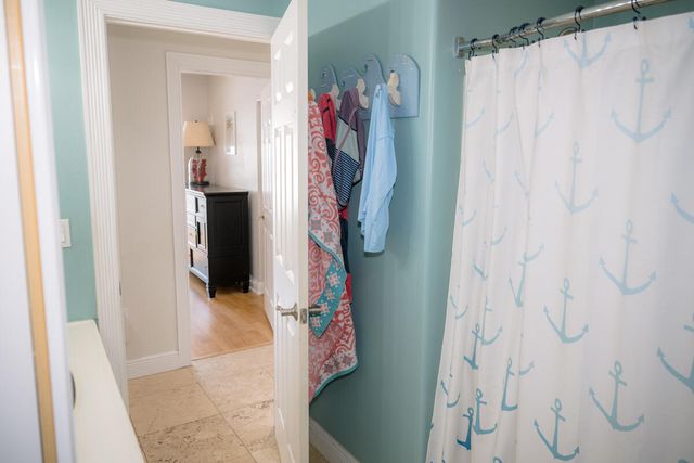 464 Lime Drive, Key Largo, FL 33037