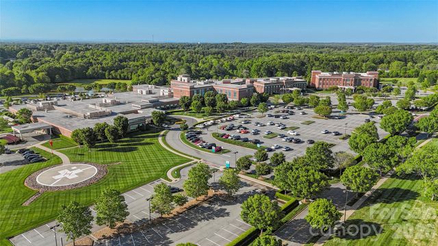 976 Exeter Drive, Sherrills Ford, NC 28673