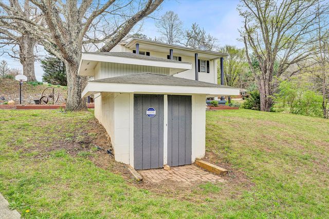 2238 Houston Mines RD, Troutville, VA 24175