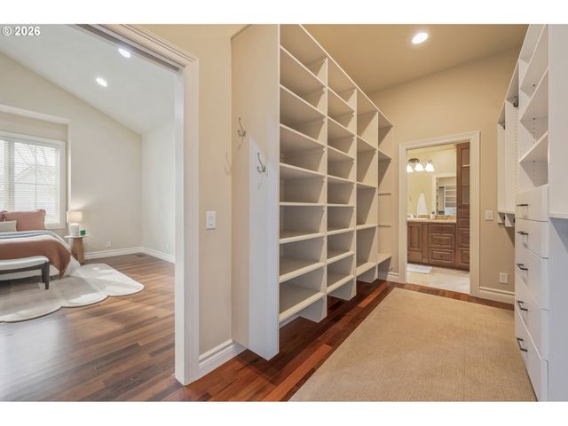 3689 MARCELLA Dr, Eugene, OR 97408