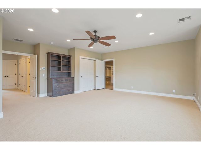 3689 MARCELLA Dr, Eugene, OR 97408