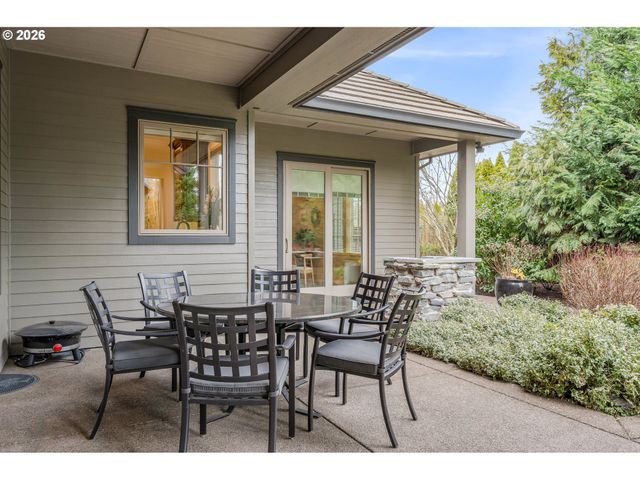 3689 MARCELLA Dr, Eugene, OR 97408