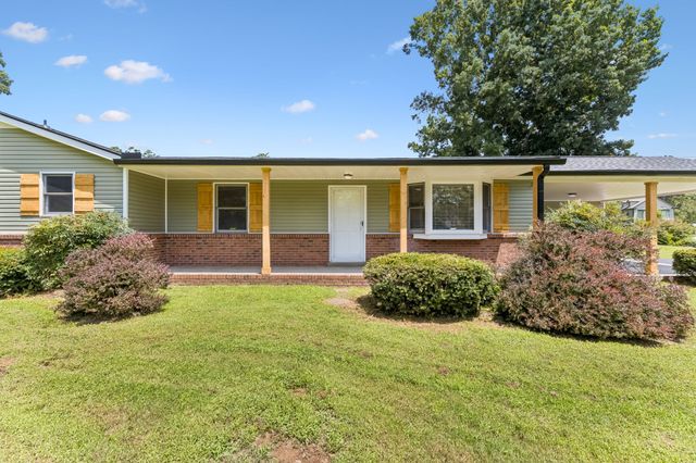 1001 Lakeside Dr, Ashland City, TN 37015