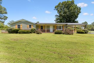 1001 Lakeside Dr, Ashland City, TN 37015