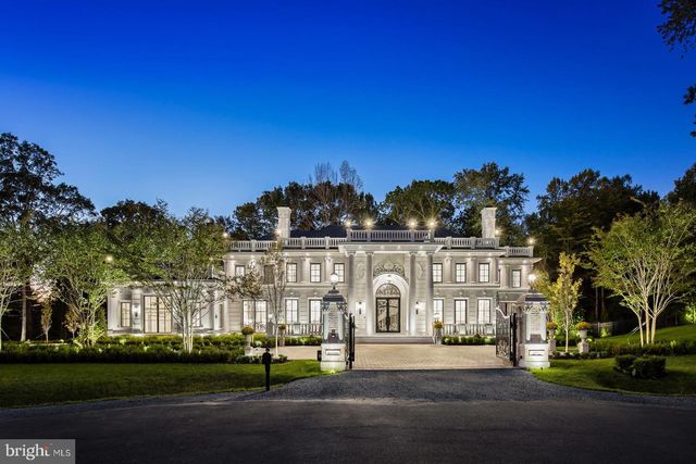 9412 MAFI CT, Great Falls, VA 22066