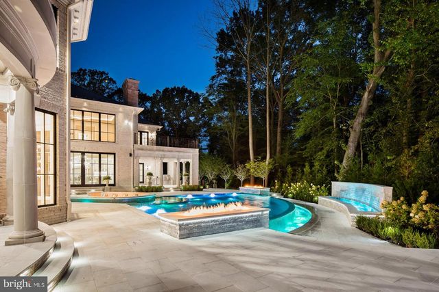 9412 MAFI CT, Great Falls, VA 22066