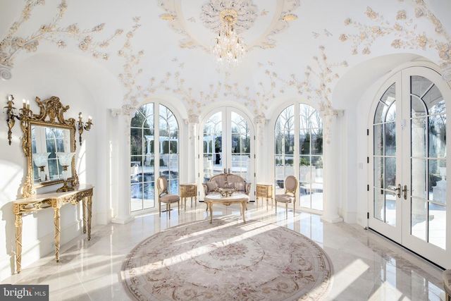 9412 MAFI CT, Great Falls, VA 22066