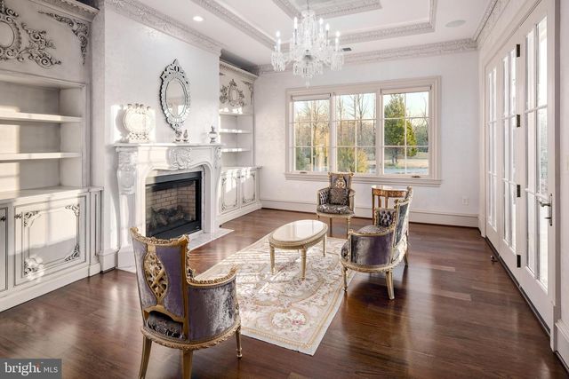 9412 MAFI CT, Great Falls, VA 22066