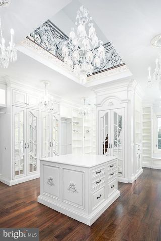 9412 MAFI CT, Great Falls, VA 22066