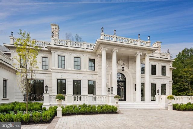 9412 MAFI CT, Great Falls, VA 22066