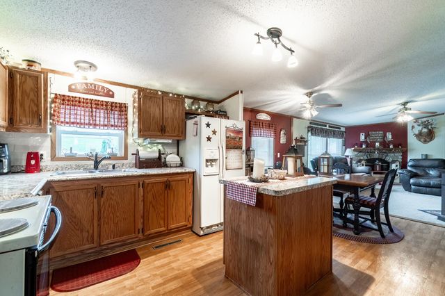 572 N 450 W, Angola, IN 46703