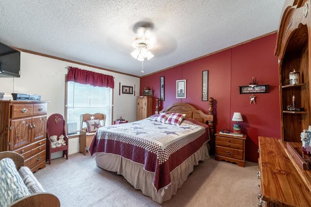 572 N 450 W, Angola, IN 46703