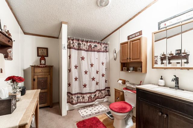 572 N 450 W, Angola, IN 46703