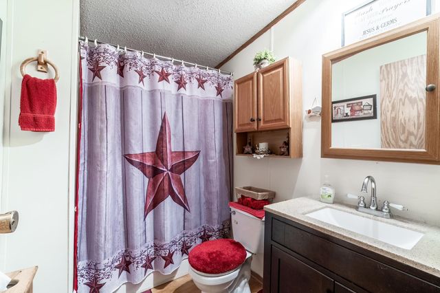 572 N 450 W, Angola, IN 46703